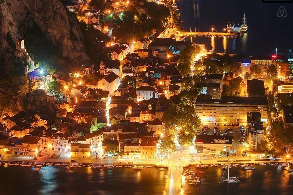 Apartment Romic Omis Bagian luar foto