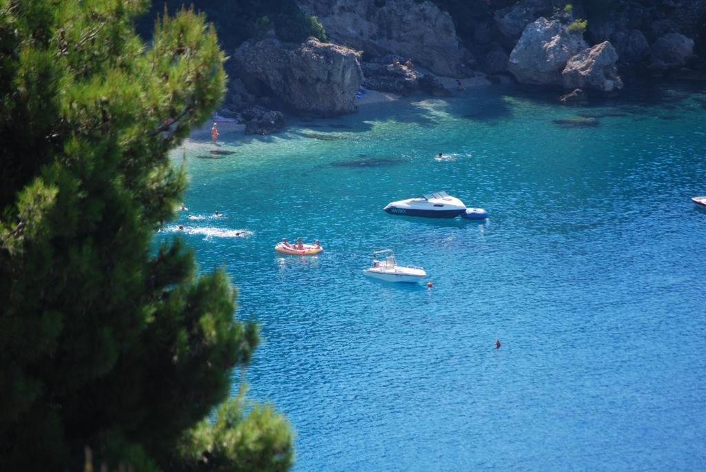 Apartment Romic Omis Bagian luar foto