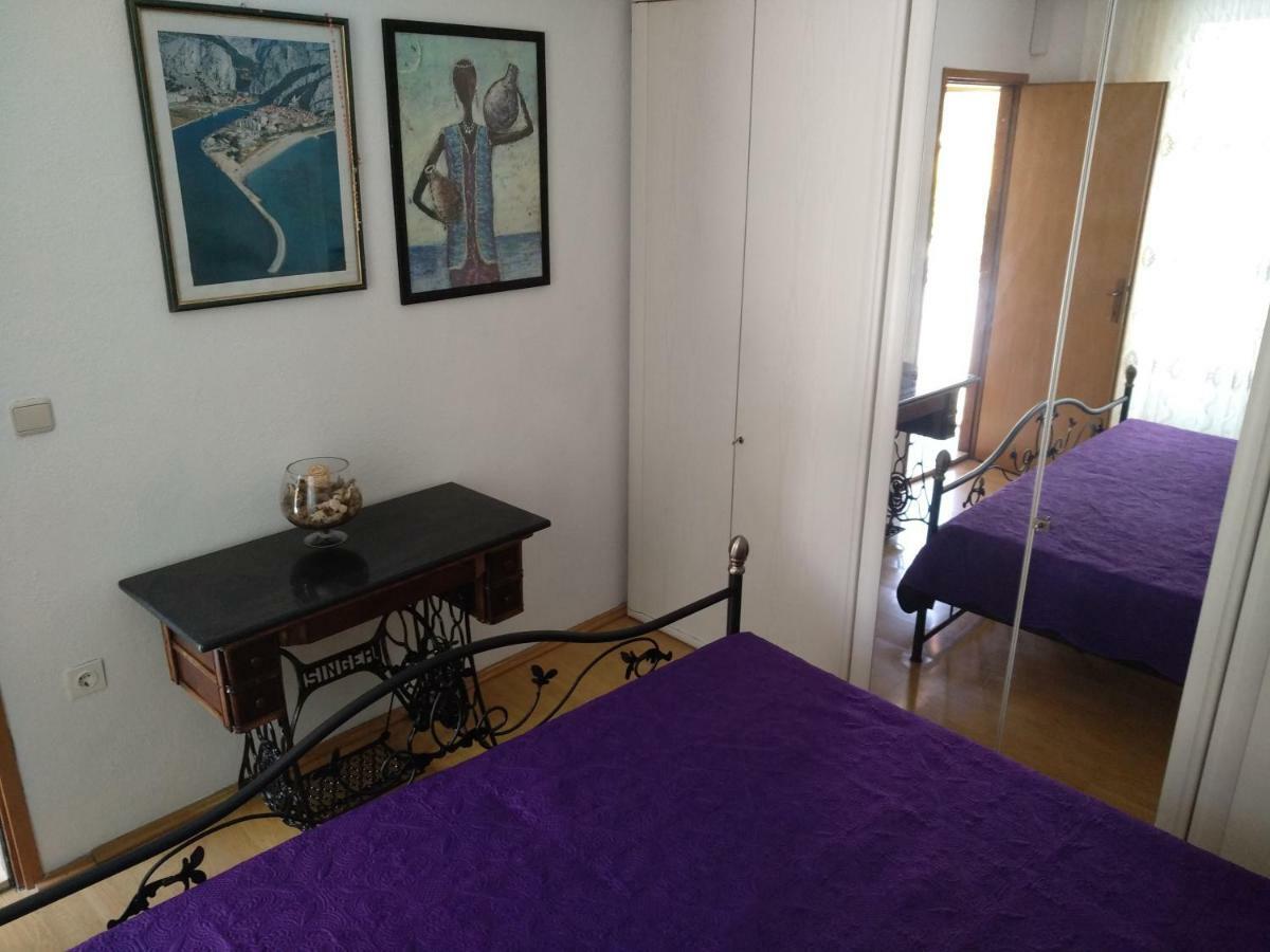 Apartment Romic Omis Bagian luar foto