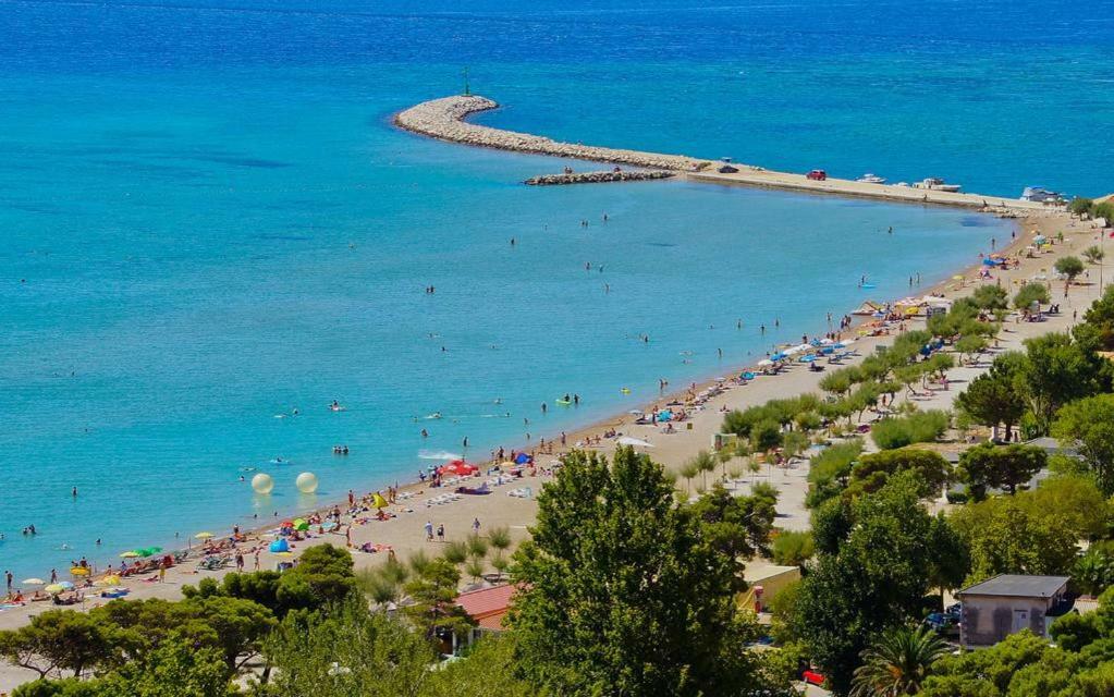Apartment Romic Omis Bagian luar foto